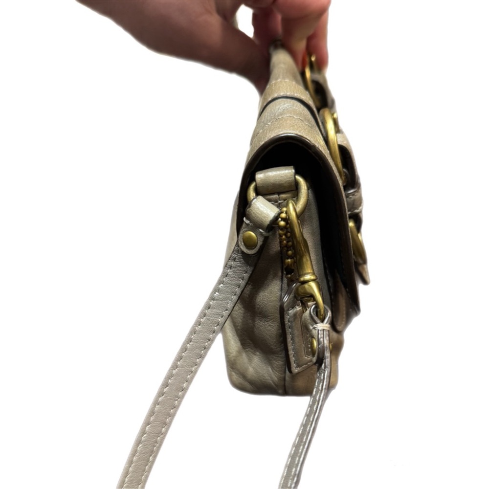 🌟 Coach Legacy 65th Anniversary Garcia Wristlet - Patent Grey 🌟 - Picture 4 of 11